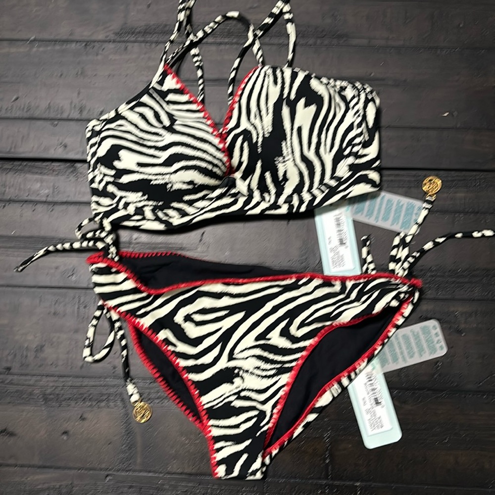 LuliFama bikini set. NWT